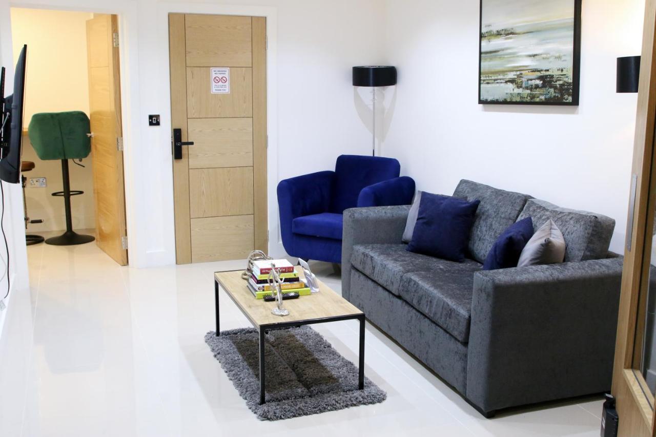 Lovely Studio Apartment With Access For Wheel-Chairs In Sydenham London Exteriör bild